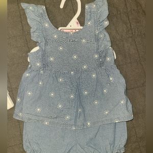 2 piece Carters summer set